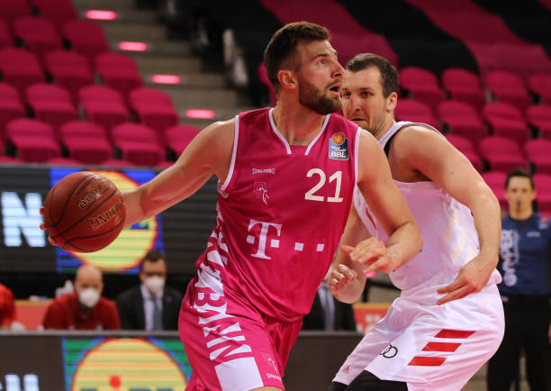 又一个马队！10个赛季法甲取得进球 马尔基尼奥斯成巴黎队史第一人